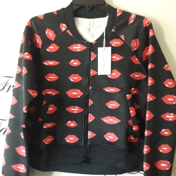 NWT Allover Lips print Jacket & Pant Set  S/M/L/XL - Picture 7 of 12